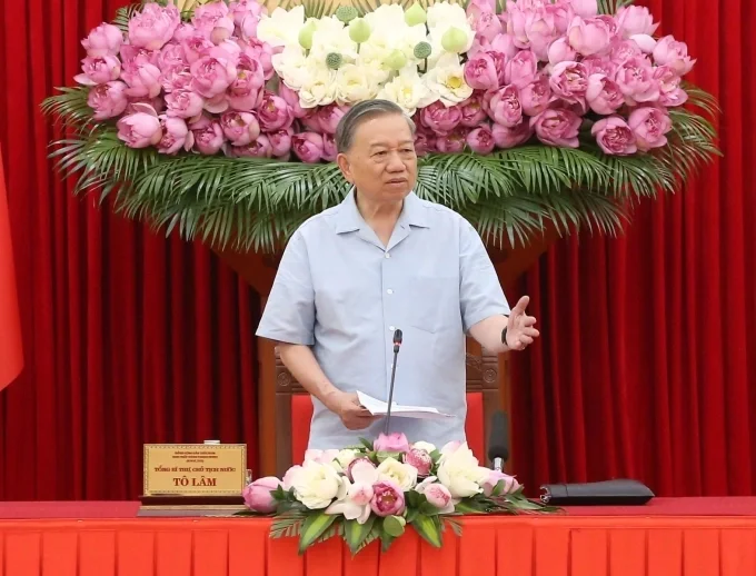 Tổng Bí thư, Chủ tịch nước Tô Lâm phát biểu tại cuộc làm việc sơ kết một năm vận hành mô hình tổ chức tổng thể của hệ thống chính trị, mô hình chính quyền ba cấp, chiều 2/6. Ảnh: Cổng thông tin Đảng Cộng sản