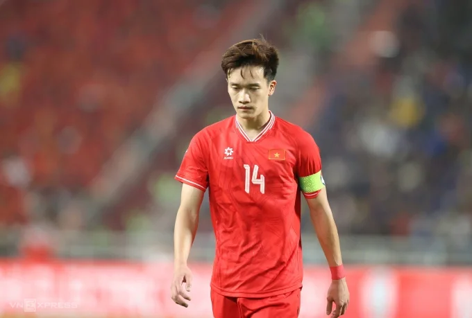 Tiền vệ Nguyễn Hoàng Đức trong trận lượt về chung kết ASEAN Cup 2024 giữa Việt Nam và Thái Lan trên sân Rajamangala, thành phố Bangkok, Thái Lan tối 5/1/2025. Ảnh: Đức Đồng