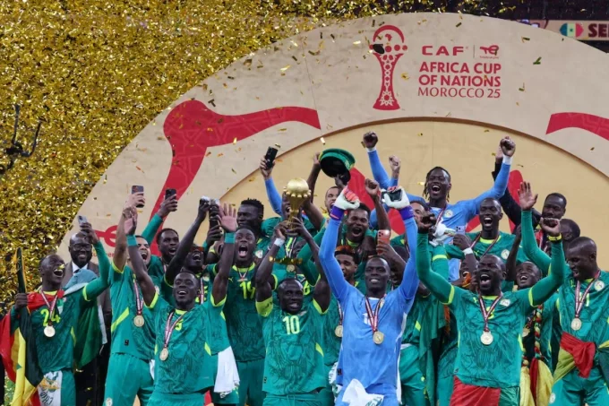 Senegal mừng chức vô địch Cup châu Phi trên sân động Hoàng tử Moulay Abdellah, Rabat, Morocco ngày 18/1/2026, nhưng sau đó bị tước. Ảnh: Reuters