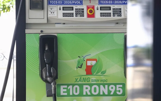 Trụ bơm nhiên liệu tại một cửa hàng xăng dầu, tháng 5/2026. Ảnh: Phạm Chiểu