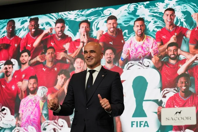 HLV Roberto Martinez công bố danh sách tuyển Bồ Đào Nha dự World Cup 2026 tại Lisbon, Bồ Đào Nha hôm 19/5. Ảnh: AP