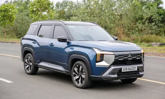 Mitsubishi Destinator tại Hà Nội. Ảnh: Lương Dũng