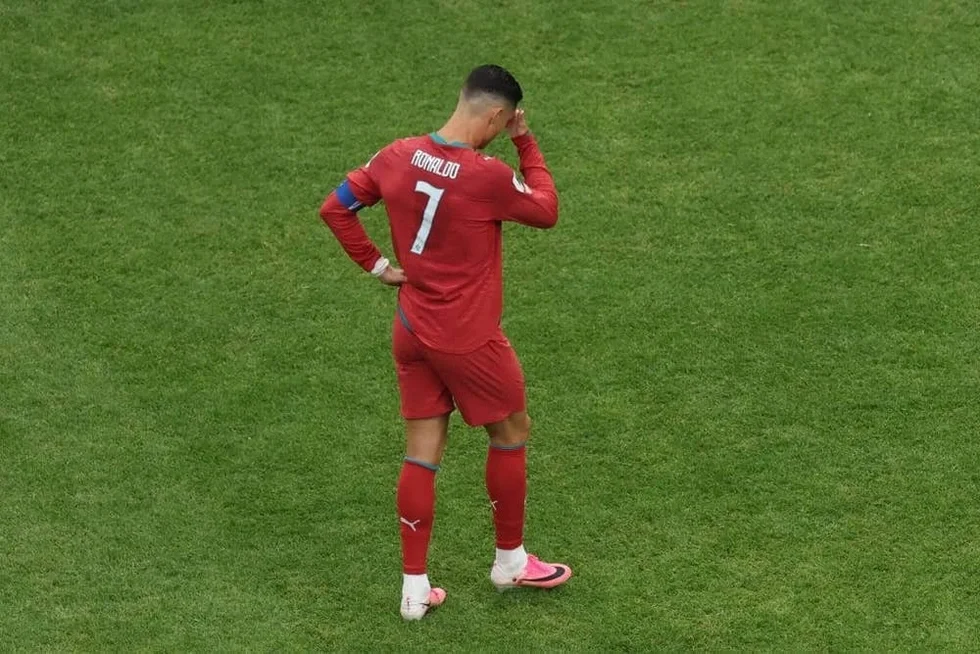 Muốn vô địch World Cup 2026, Bồ Đào Nha phải “tàn nhẫn” với C.Ronaldo? - 1