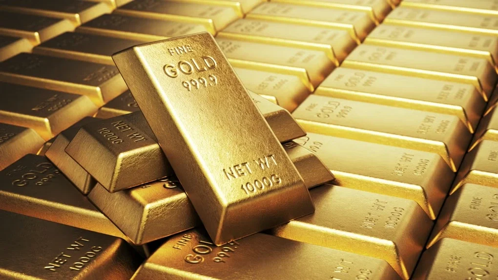 Goldman Sachs bất ngờ đổi quan điểm, hạ dự đoán giá vàng cuối năm - 1