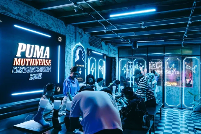 Khu vực trải nghiệm bên trong quán cà phê. Ảnh: Puma