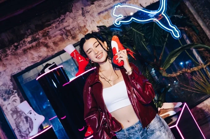 Fashionista trải nghiệm các dòng giày Speedcat. Ảnh: Puma