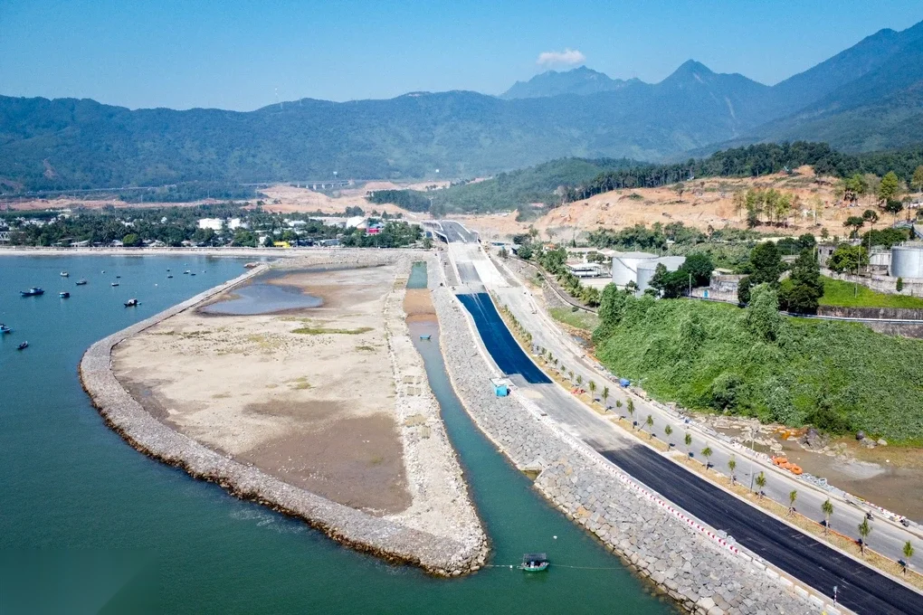 Lãnh đạo Đà Nẵng: Thành phố thu hút hơn 2 tỷ USD nhưng vẫn chưa tương xứng - 2