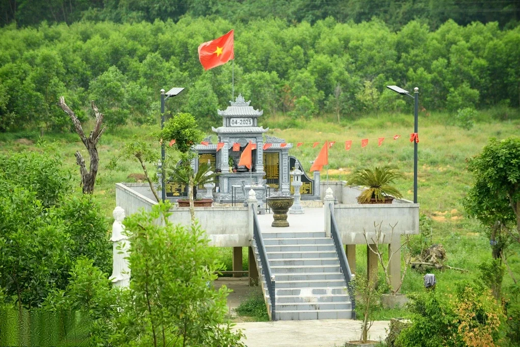 Tín hiệu bất thường nơi 93 người lính hy sinh, địch dùng máy ủi lấp thi thể - 3