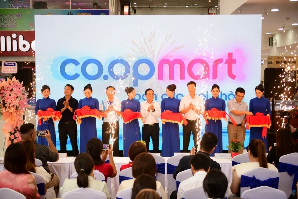 Co.opmart chuyển mình với không gian mua sắm mới - 1