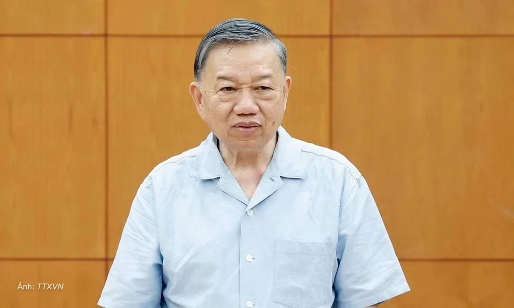 Tổng Bí thư, Chủ tịch nước Tô Lâm làm việc với các cơ quan về phát triển công nghiệp hàng hải quốc gia, chiều 14/7. Ảnh: TTXVN