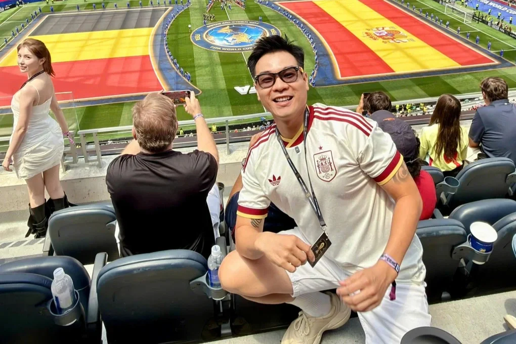 Chàng trai Việt mua vé 130 triệu xem World Cup ở Mỹ, trải nghiệm phòng VIP - 1