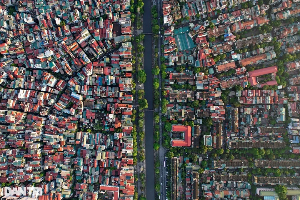 Hà Nội thí điểm miễn cấp phép xây dựng với nhà ở riêng lẻ - 1