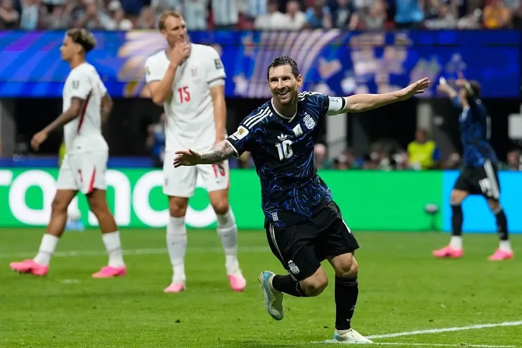 Báo chí thế giới: Messi bất tử, Argentina khiến trái tim người Anh tan vỡ - 4