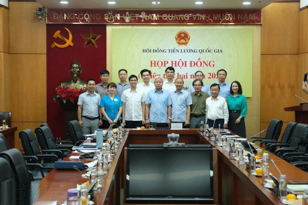 Công đoàn xin tăng lương 8,5-9,8%, DN chỉ nhận 5%, đàm phán giằng co - 1
