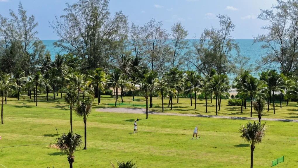 Wyndham Garden Grandworld Phú Quốc ra mắt sân golf 18 hố hiện đại - 1