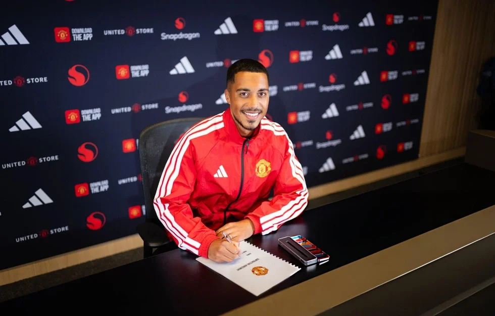 Hành trình đội trưởng Bỉ đến Man Utd: Ba lần lỡ hẹn, cái kết viên mãn - 1