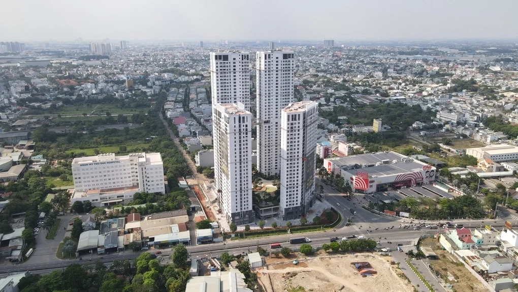 Dự án tọa lạc tại 3 mặt tiền trên trục Phạm Văn Đồng nối dài thuận lợi di chuyển tới trung tâm. Ảnh: TBS Land