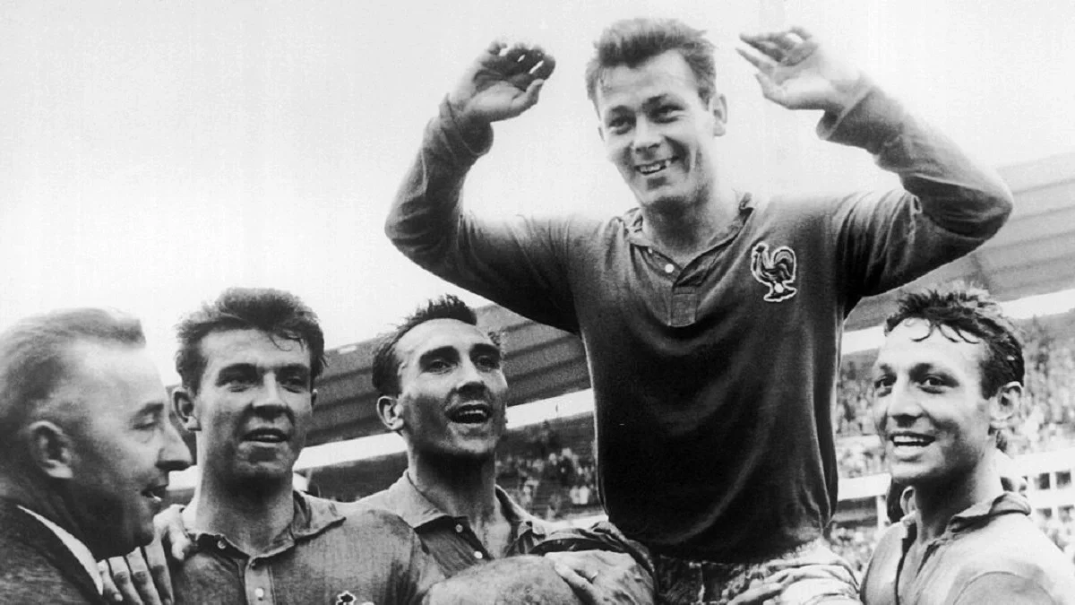 Just Fontaine ghi 13 bàn ở World Cup 1958