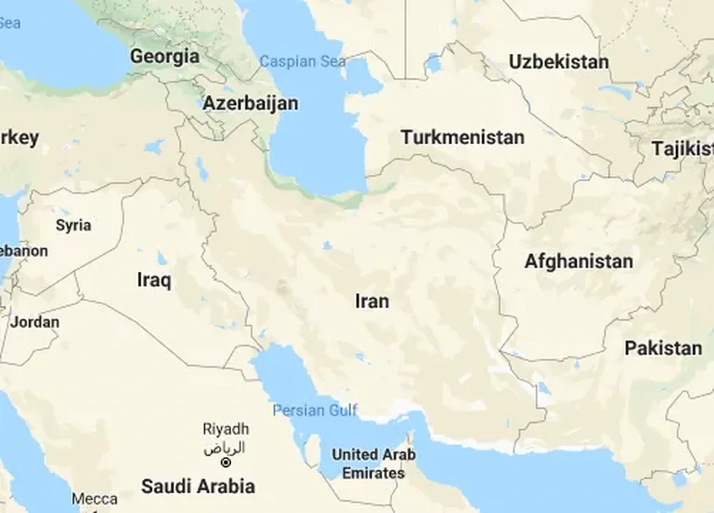 Iran dồn dập tấn công căn cứ trọng yếu, 2 binh sĩ Mỹ thiệt mạng - 1