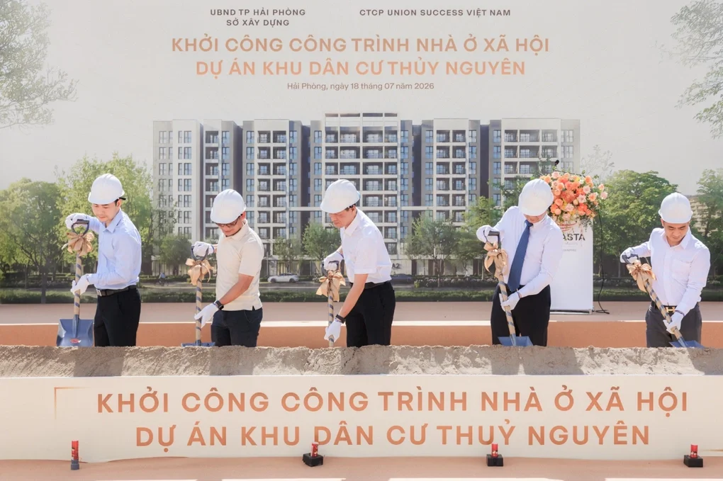 Lễ khởi công xây dựng khu căn hộ cao tầng nhà ở xã hội diễn ra vào sáng ngày 18/07 tại dự án Vlasta - Thuỷ Nguyên. Ảnh: Văn Phú