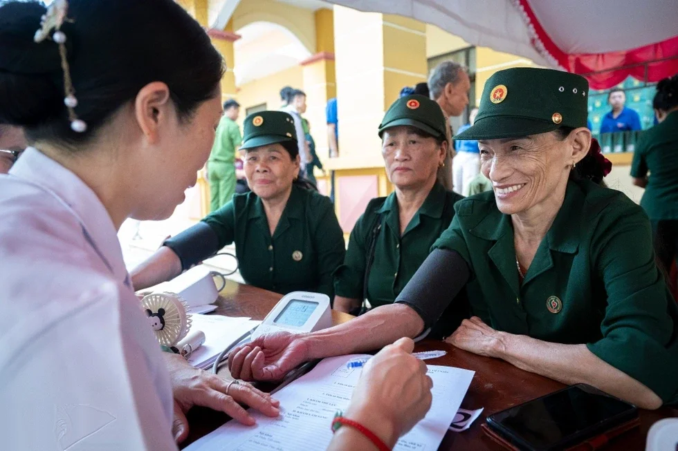 Những người hùng lao vào mưa bom sau lễ truy điệu sống viết nên hòa bình - 8