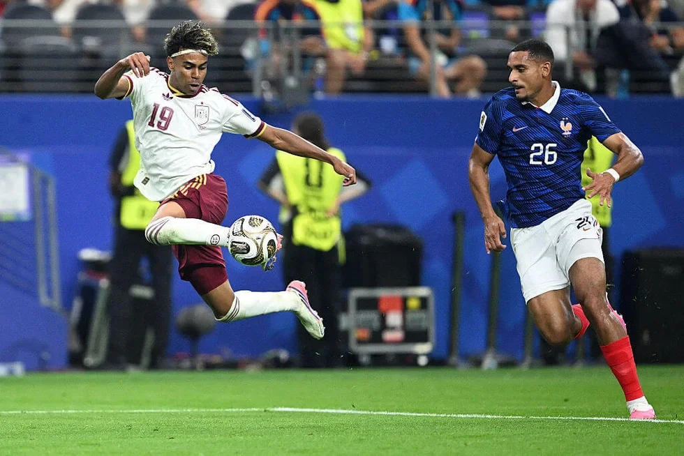 Chung kết World Cup Tây Ban Nha - Argentina: Cơ duyên kỳ lạ, bom tấn thế kỷ - 2