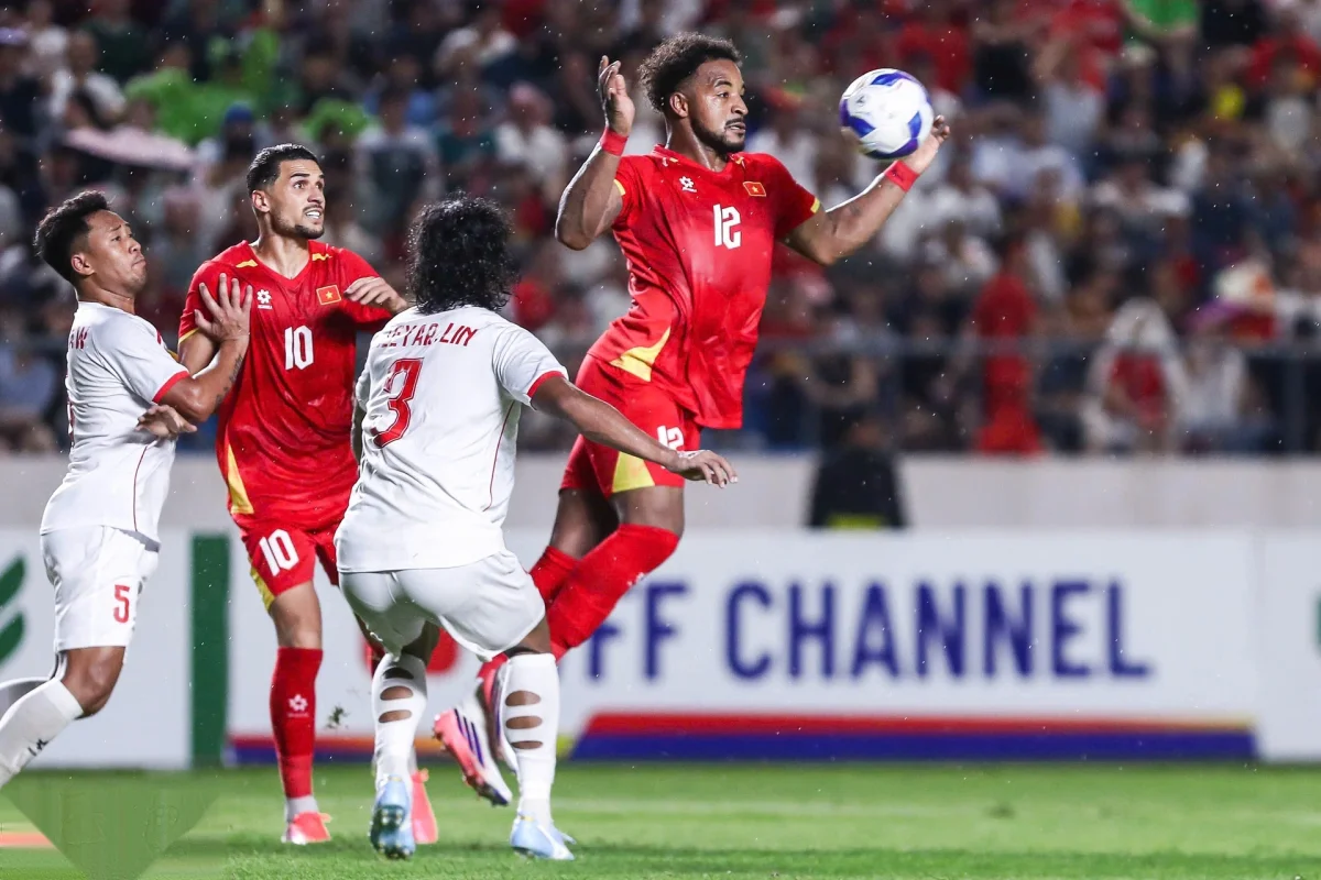 Xuân Son khai hỏa, tuyển Việt Nam giành chiến thắng 4-0 trước Myanmar - 14
