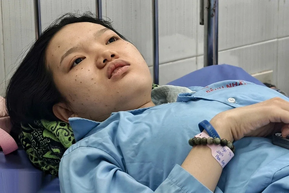 Phút thoát chết của nữ sinh trên xe bị cháy có 7 me người tử vong ở Đồng Nai - 1