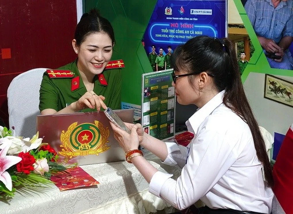 Miễn, giảm lệ phí nhiều dịch vụ công cho người dân sử dụng VNeID - 2