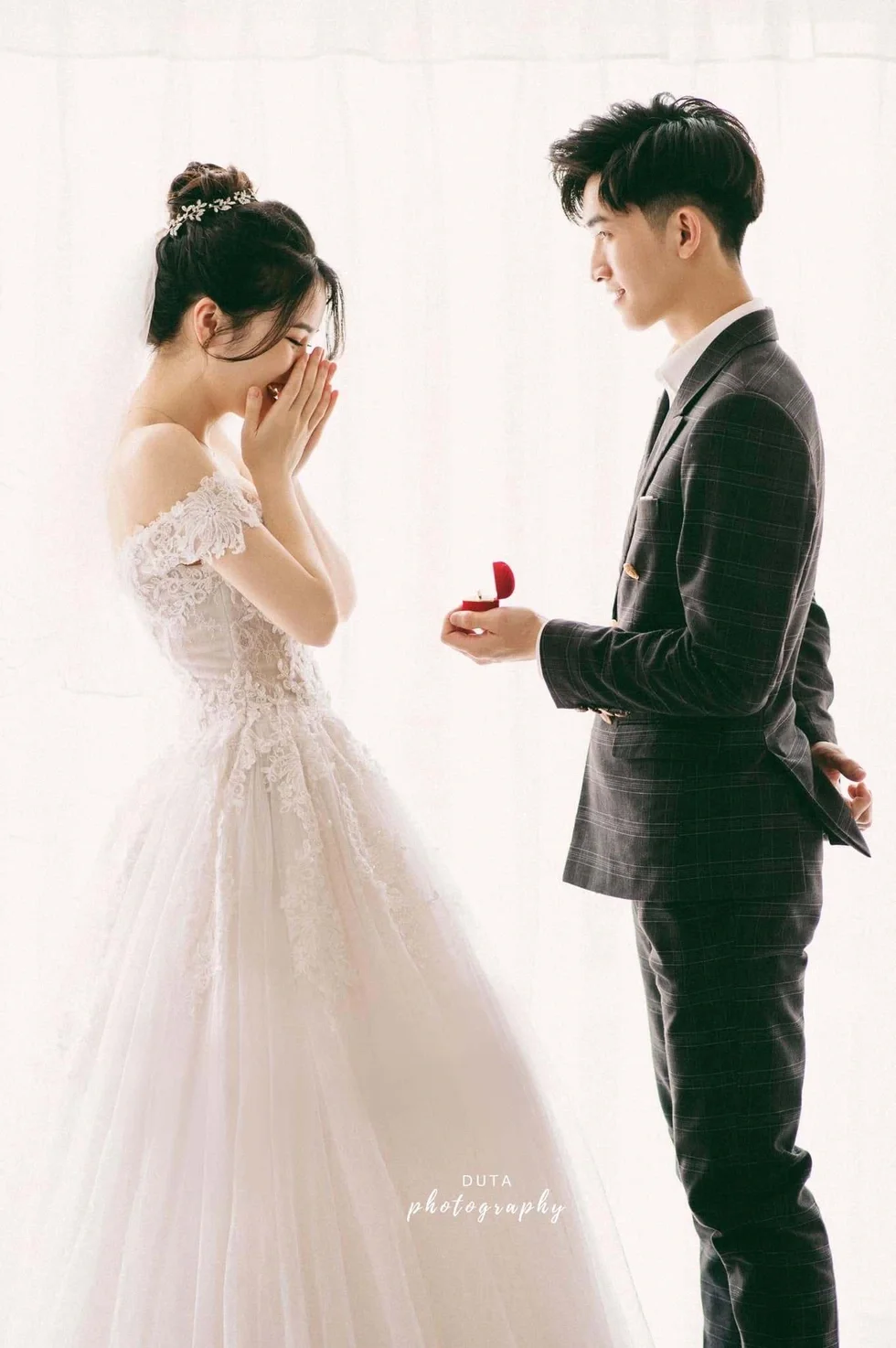 Thương bạn gái chăm mẹ ung thư, chàng trai 20 tuổi xin gia đình cưới cô - 2