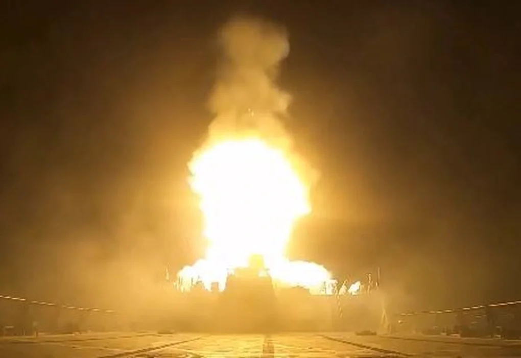 CENTCOM dội hỏa lực 13 đêm liên tiếp, Iran phá hủy loạt khí tài Mỹ - 1