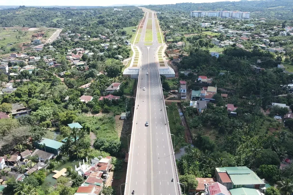 Đường Đông - Tây chạy qua TP Buôn Ma Thuột. Ảnh:Trần Hoá
