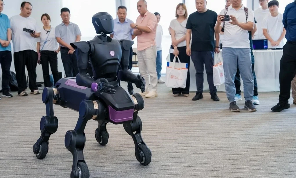 Robot nhân mã tại Hội nghị AI Thế giới (WAIC) 2026. Ảnh: Run Robotics