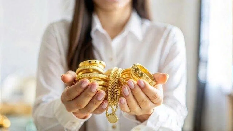 Chị cho vay vàng nhưng muốn trả bằng tiền khiến em gái bất bình - 1