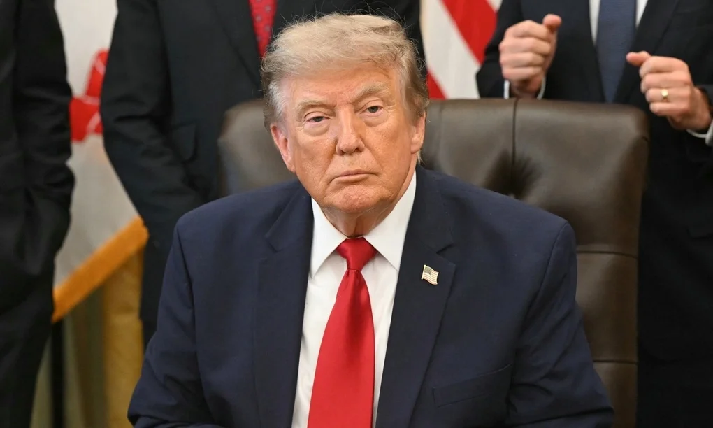 Tổng thống Donald Trump tại Phòng Bầu dục, Nhà Trắng, ngày 13/7. Ảnh: AFP