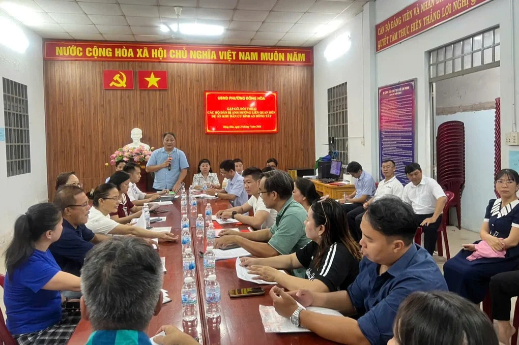 Người dân đề nghị Bcons chuyển tiền bồi thường nhà bị nứt ở TPHCM - 1