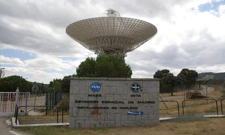 Lối vào Khu phức hợp Liên lạc Không gian sâu Madrid của NASA. Ảnh: NASA