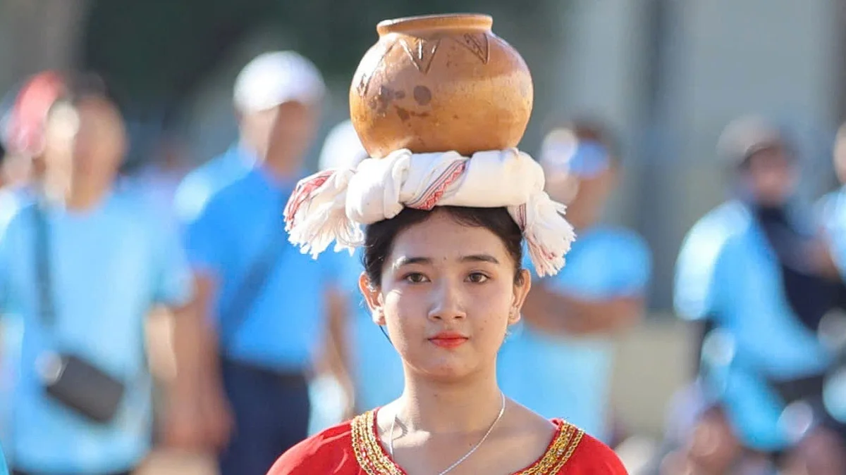 Hàng nghìn người quy tụ tại lễ hội văn hóa Chăm tại Khánh Hòa