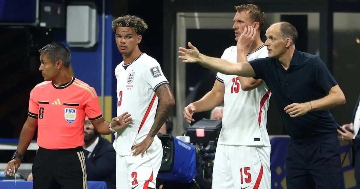 Sự rạn nứt trong ban huấn luyện và cầu thủ Anh hướng về HLV Tuchel sau trận thua Argentina